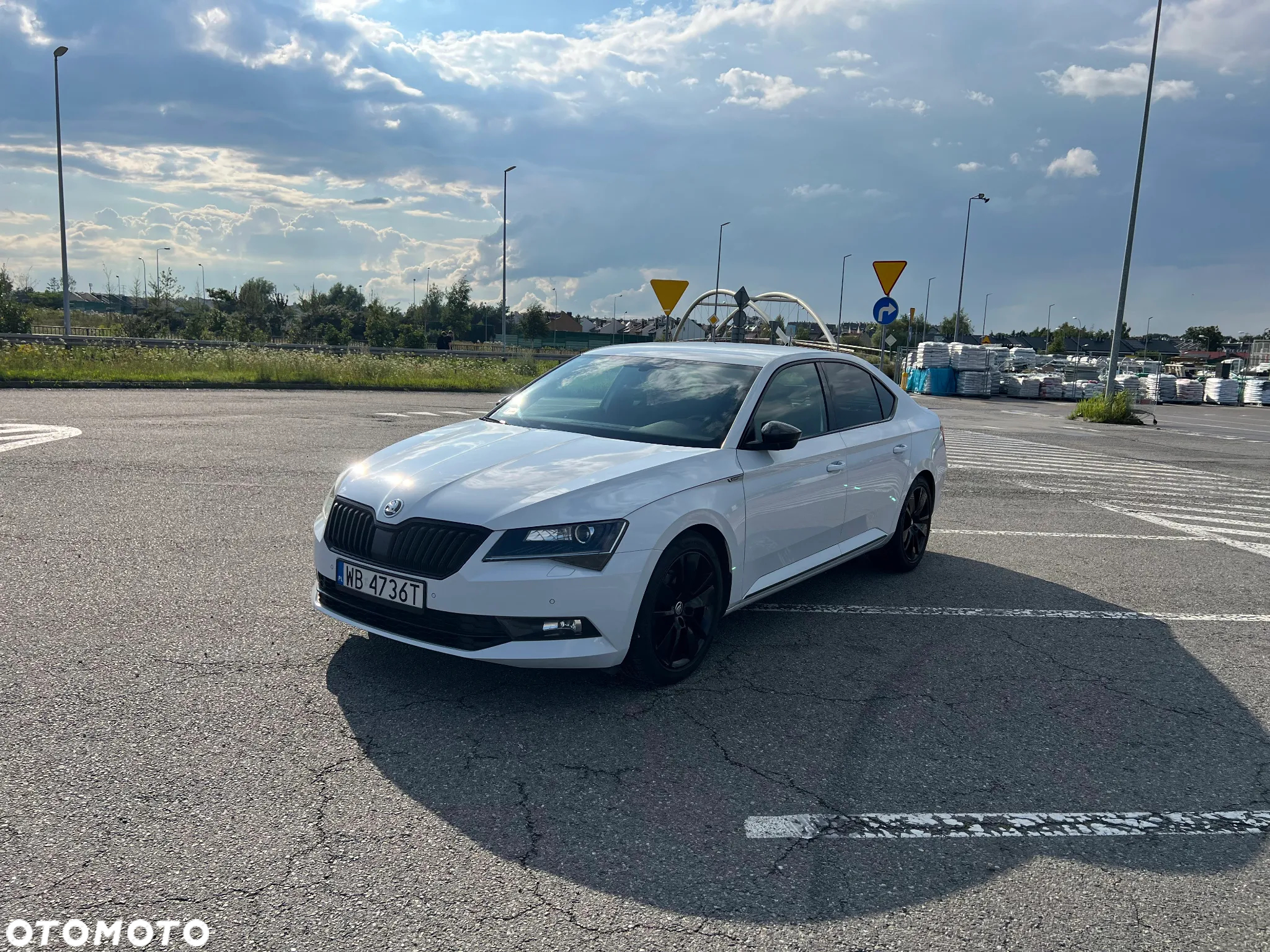 Skoda Superb 2.0 TDI Sportline DSG - 10