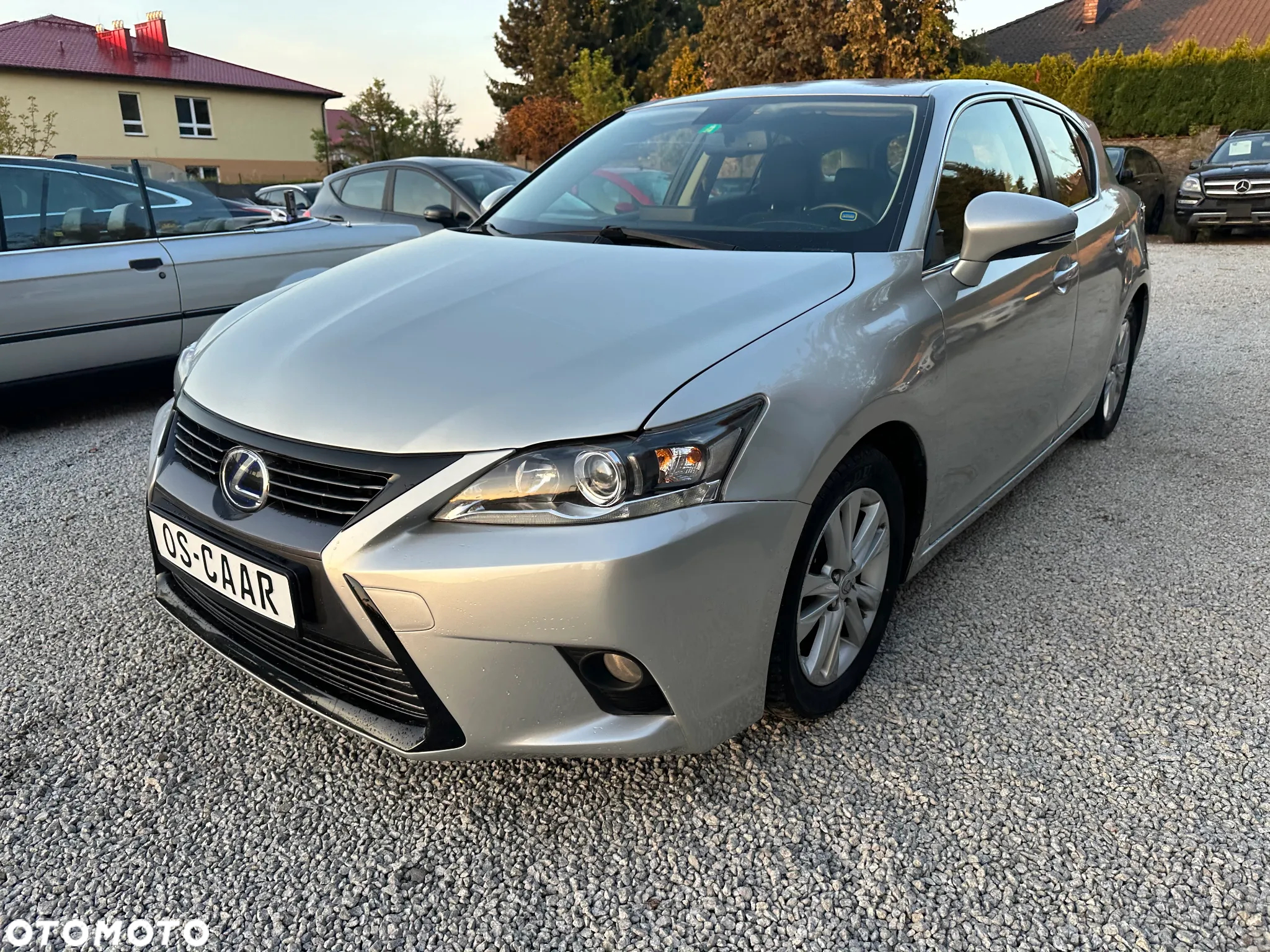 Lexus CT 200h - 11