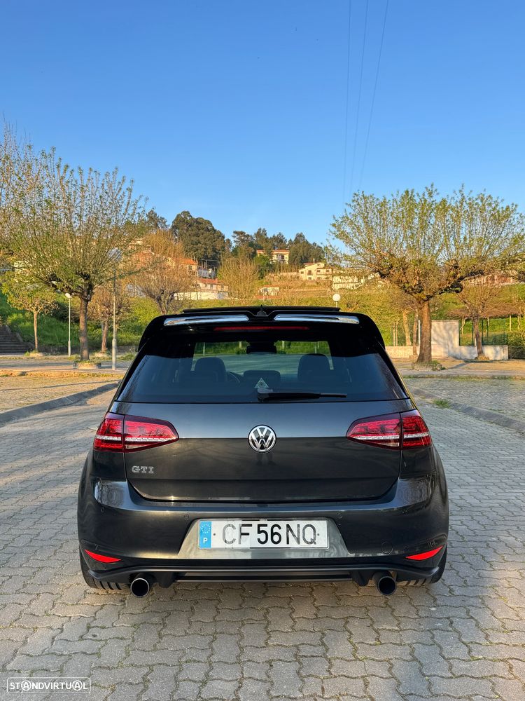 VW Golf 2.0 TSi GTi DSG Performance - 18