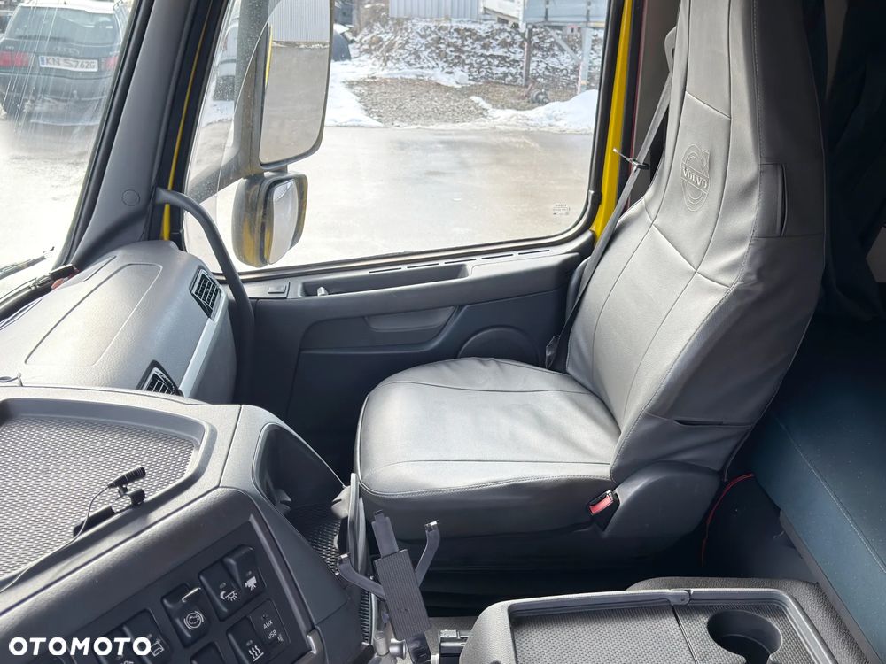 Volvo FM 330 * LAWETA 6,00 m * STAN BDB - 10