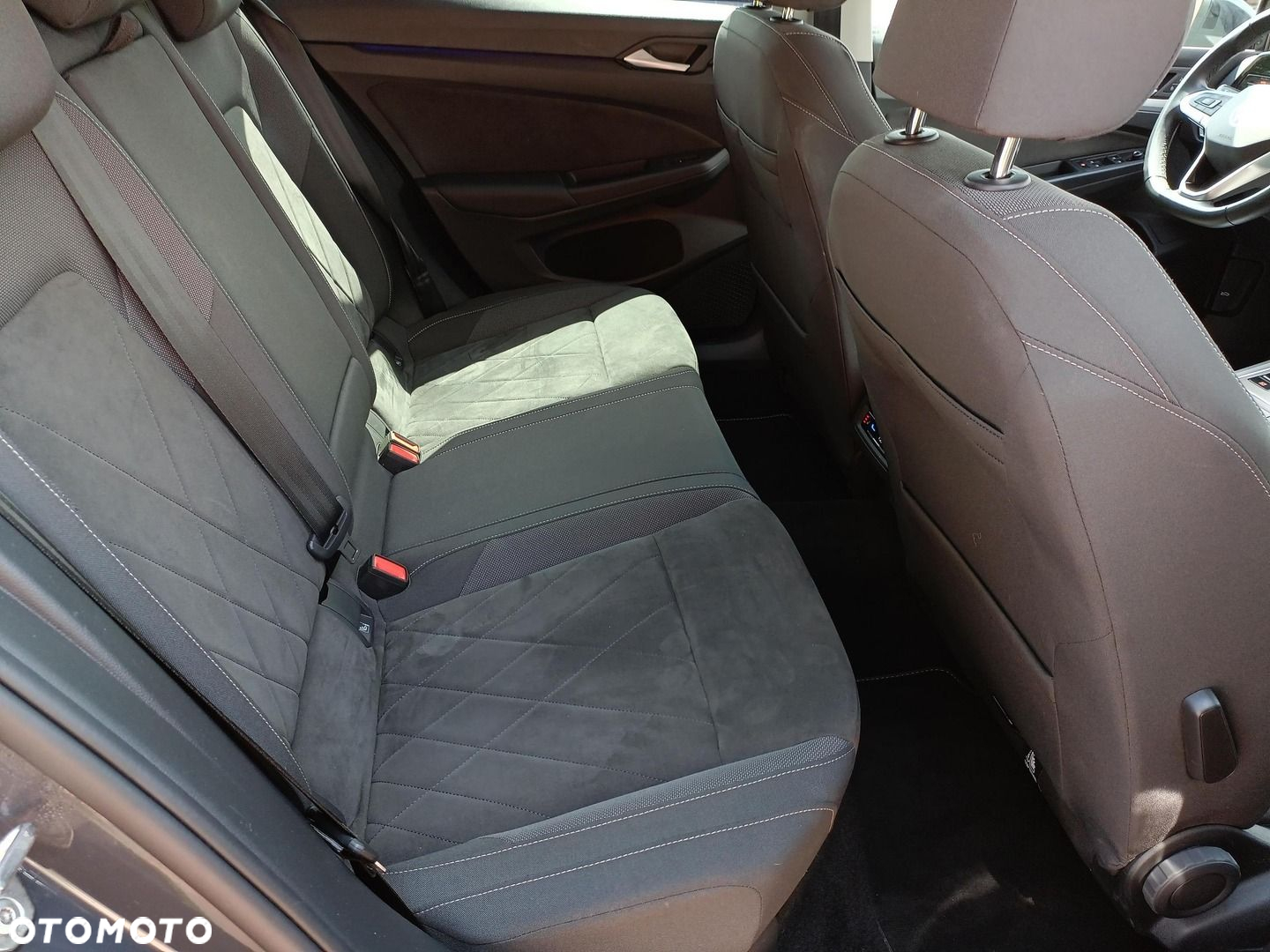 Volkswagen Golf - 15