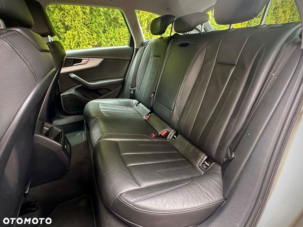 Audi A4 Avant 2.0 TDI S tronic - 12