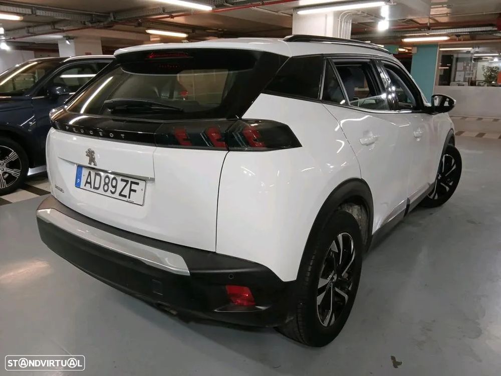 Peugeot 2008 1.5 BlueHDi Allure - 3