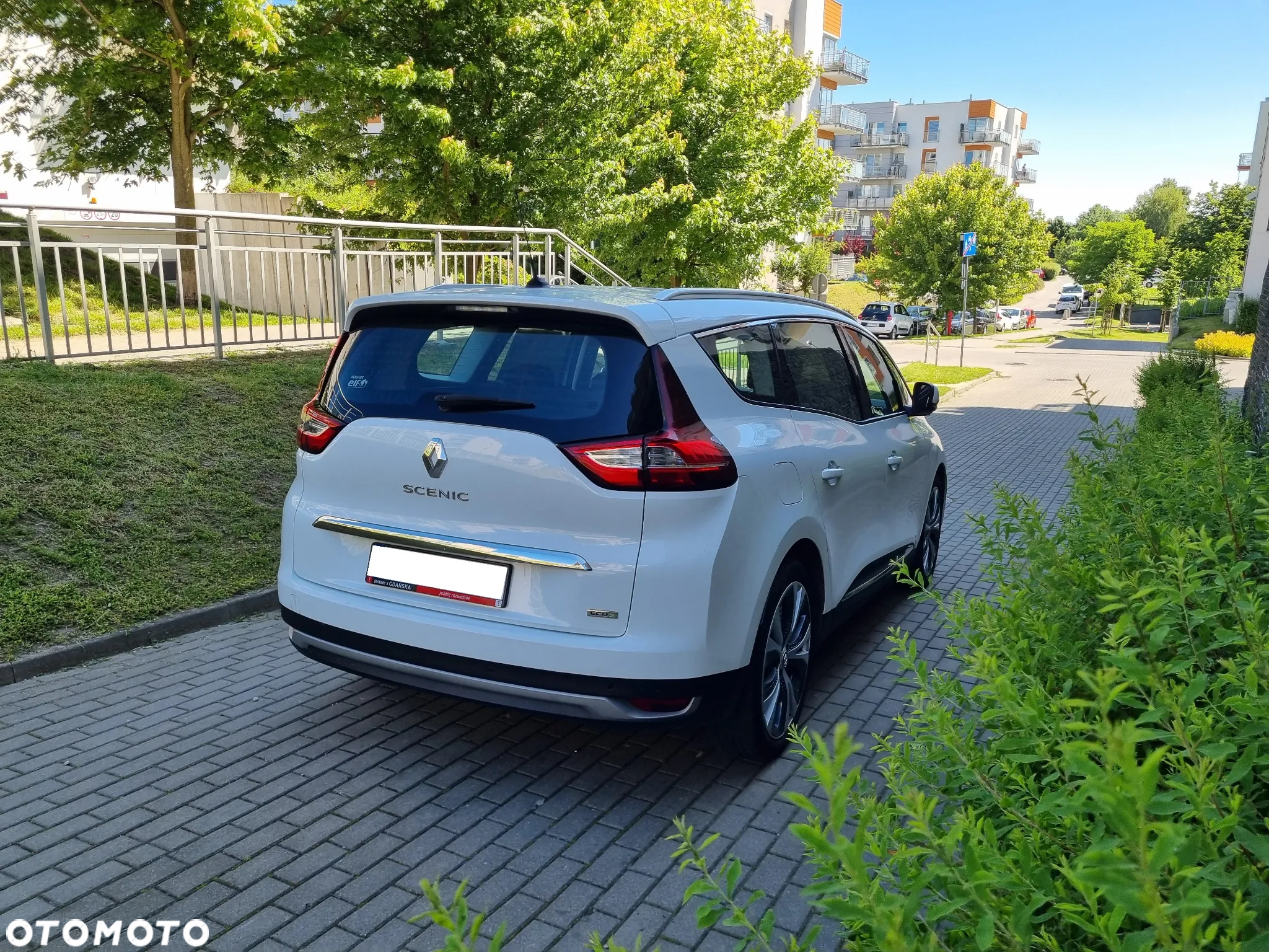 Renault Grand Scenic - 4