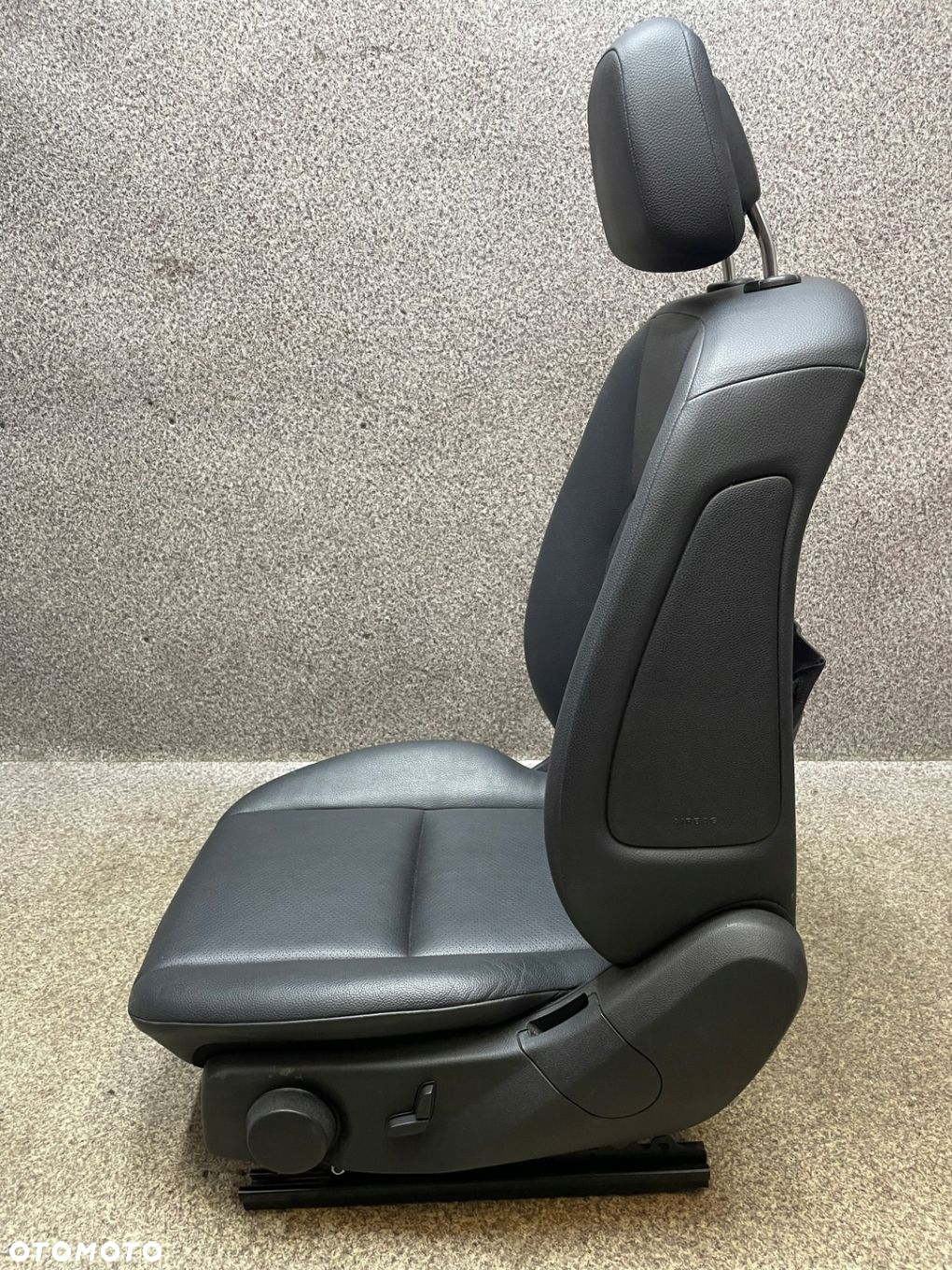 Fotel kierowcy lewy przod przedni Airbag Mercedes W204 skora czarna BDB - 6