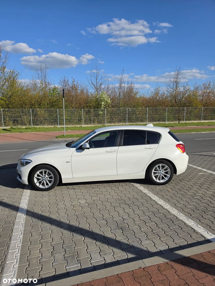 BMW Seria 1 120d Sport Line - 8