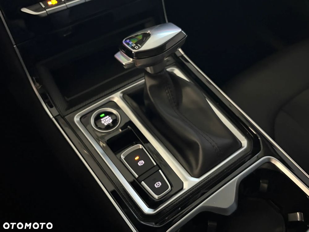 JAC J7 Plus CVT - 16