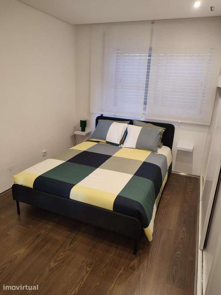 Apartamento com 2 quartos - localizado em Mafamude Porto - Grande imagem: 2/11