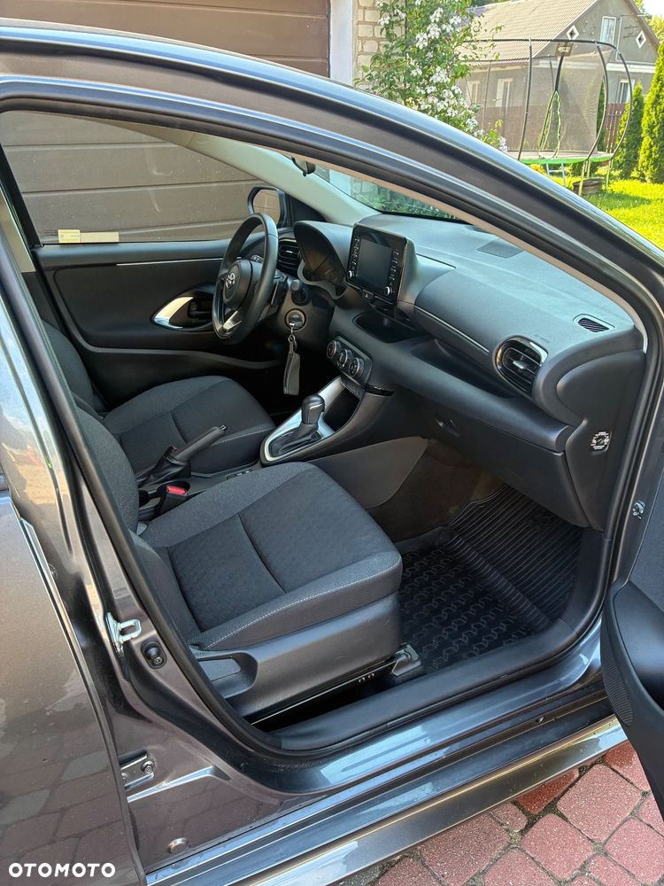 Toyota Yaris 1.5 Comfort CVT - 8
