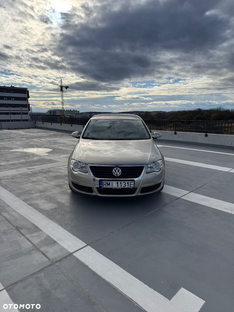 Volkswagen Passat 2.0 TDI 4Mot Comfortline - 1