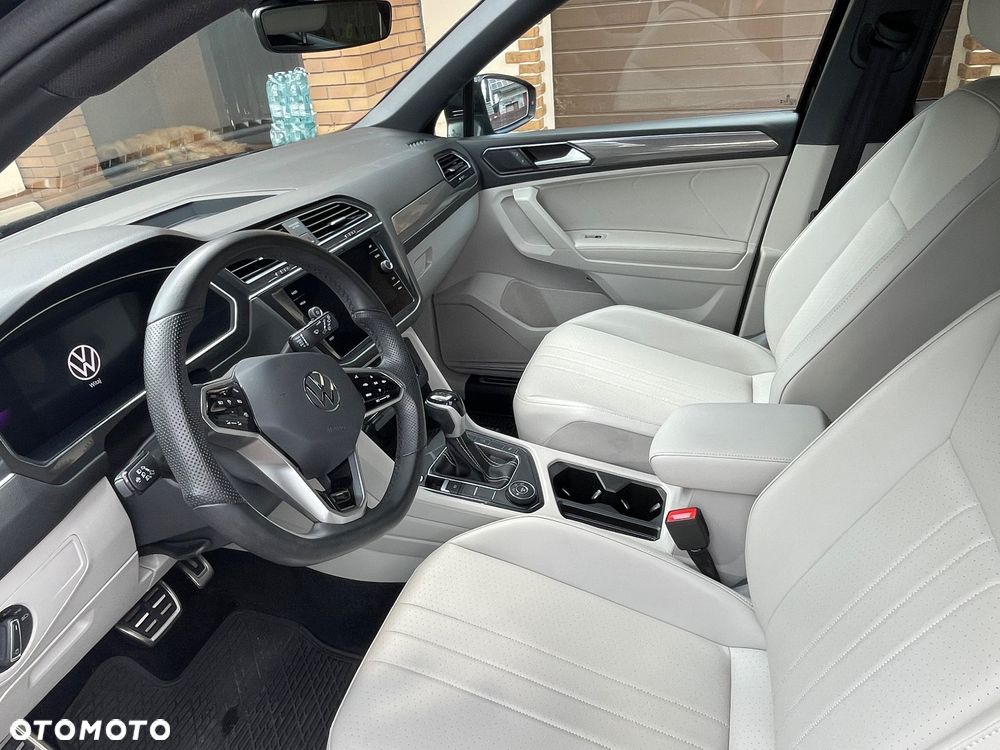 Volkswagen Tiguan Allspace - 15