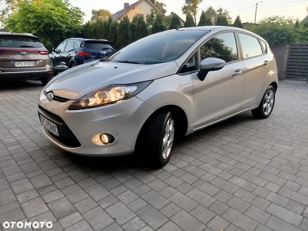 Ford Fiesta 1.25 Celebration - 2