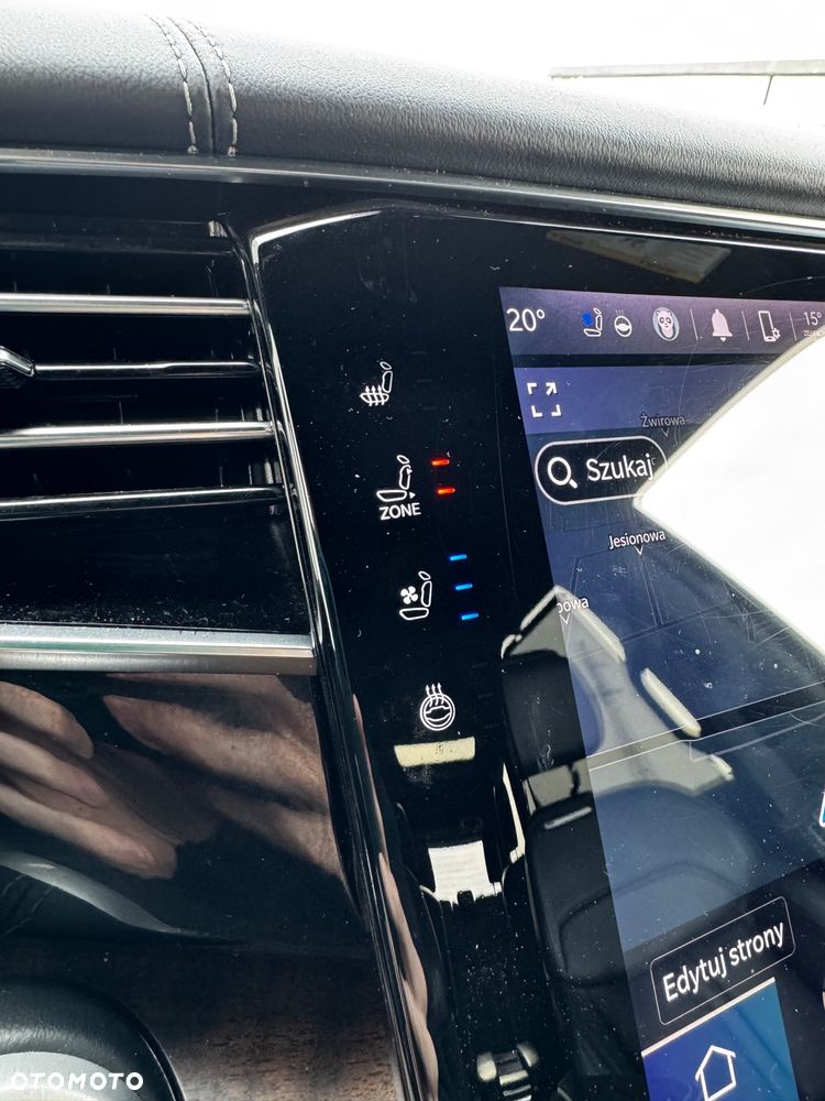 Jeep Grand Wagoneer - 35