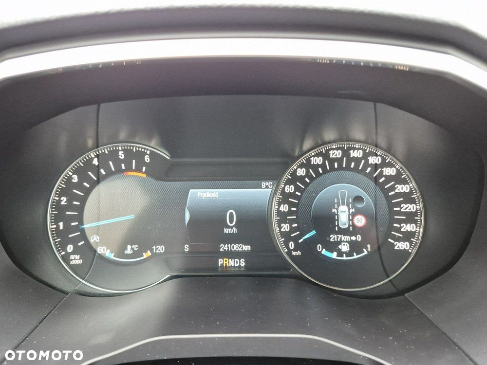 Ford S-Max - 22