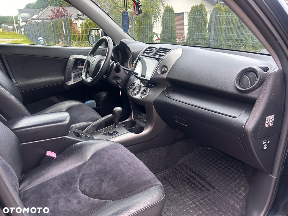 Toyota RAV4 2.2 D-4D 4x4 Automatik Travel - 9