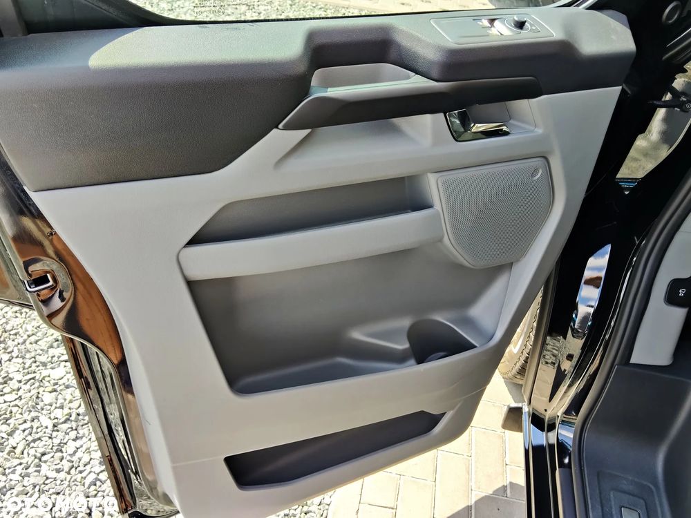 Ford Tourneo Custom 320 L1H1 VA Autm Titanium - 10