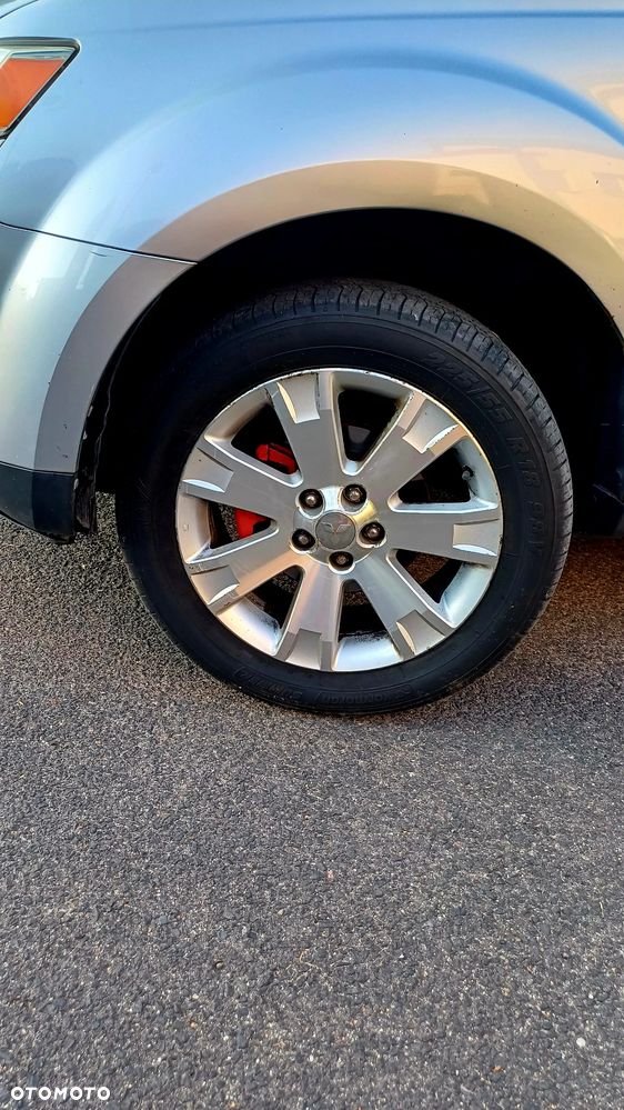 Mitsubishi Outlander 2.0 DID Instyle - 2