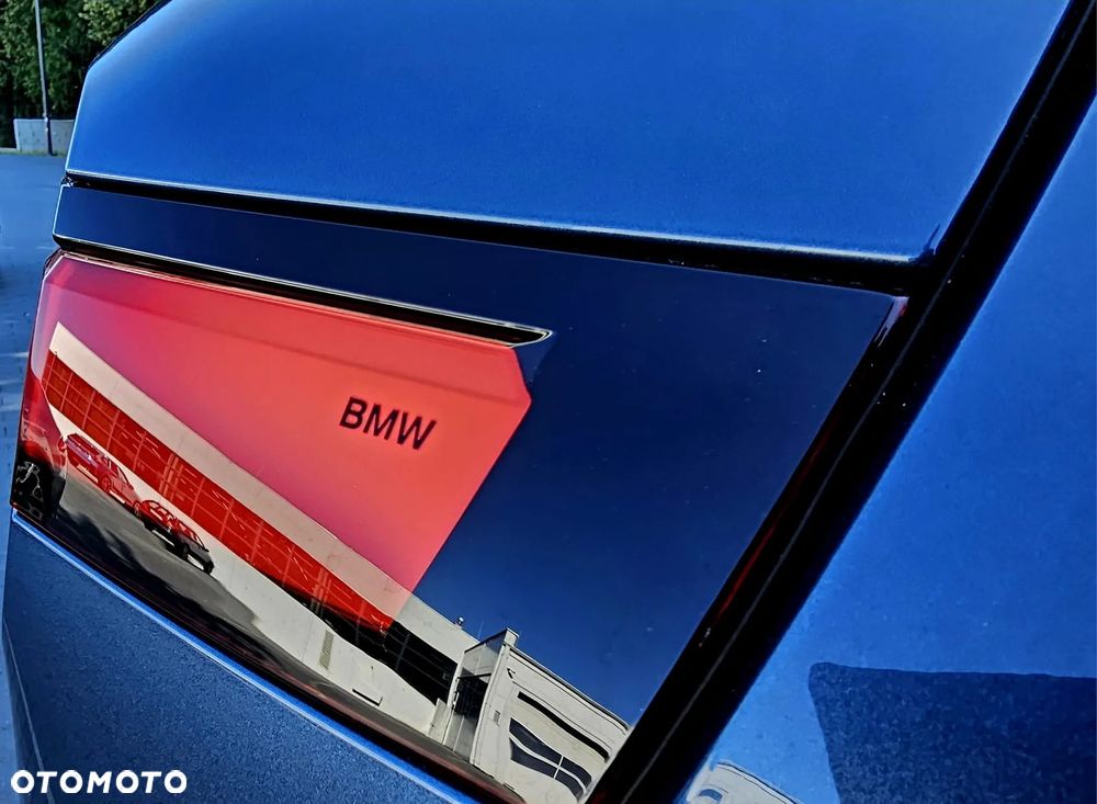 BMW iX xDrive45 100.6kWh - 12