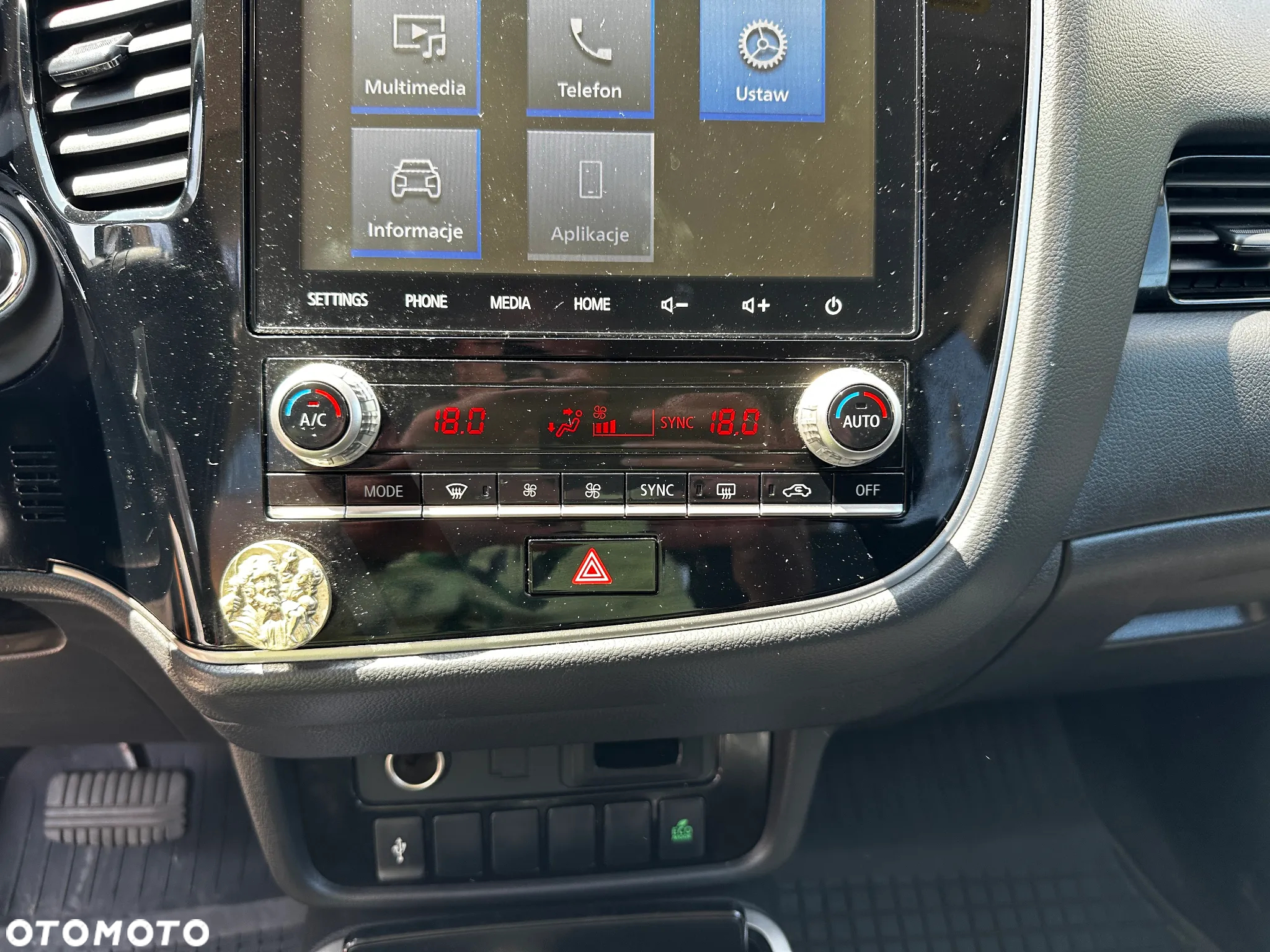 Mitsubishi Outlander - 15