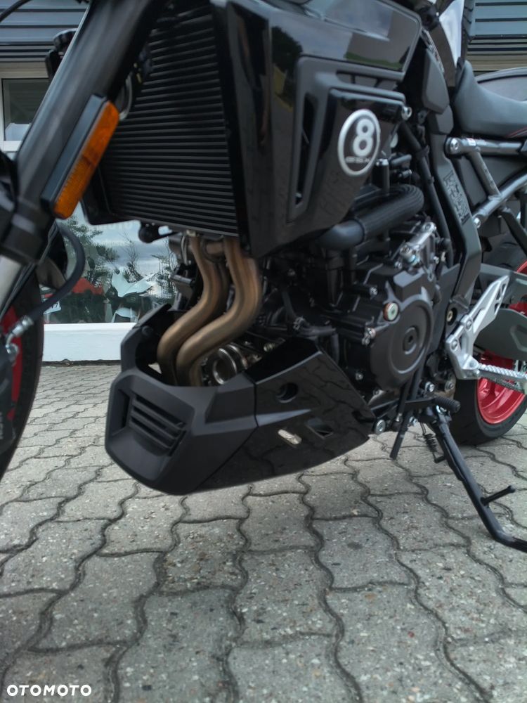 Suzuki GSX - 10