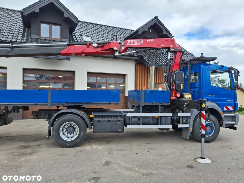 Mercedes-Benz Axor 1933 HDS FASSI F135 17 Metrów Wysięgu Żuraw Skrzynia Siodło Zawieszenie Resor 2010r Przyczepa Łączna Długość Ładunku 11 Metrów Transport Ładunków Dłużycowych Do Zbrojenia Do Budowlanki - 35