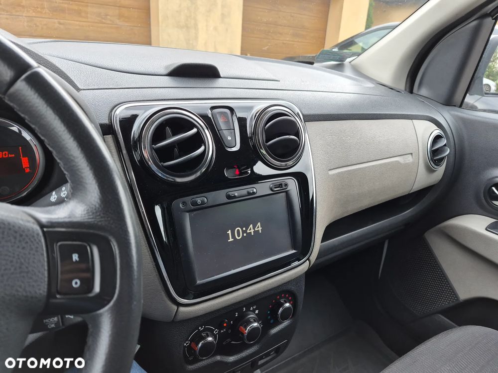 Dacia Lodgy 1.6 SCe Laureate S&S - 2