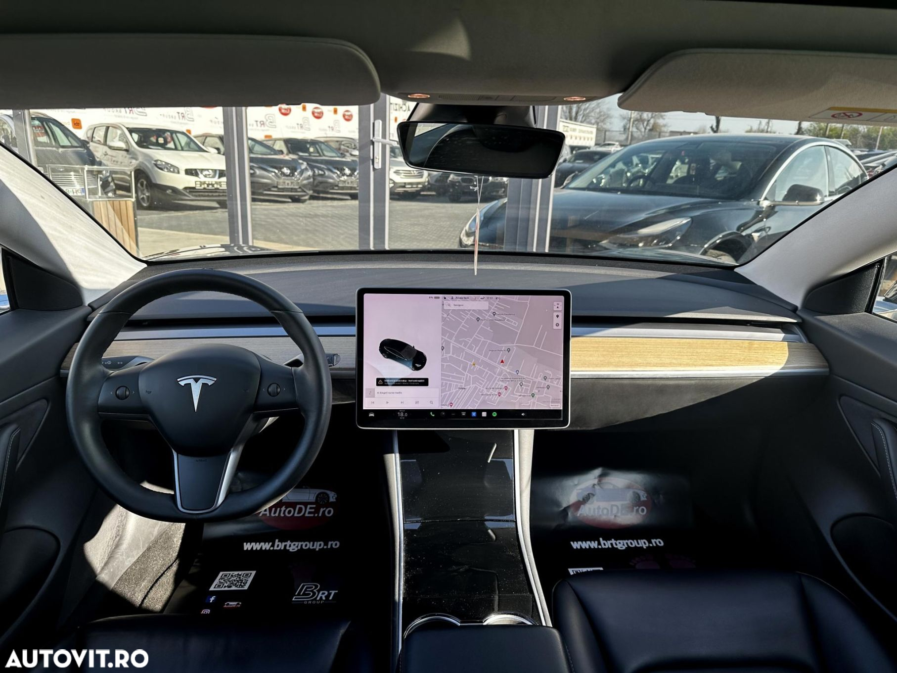 Tesla Model 3 - 8