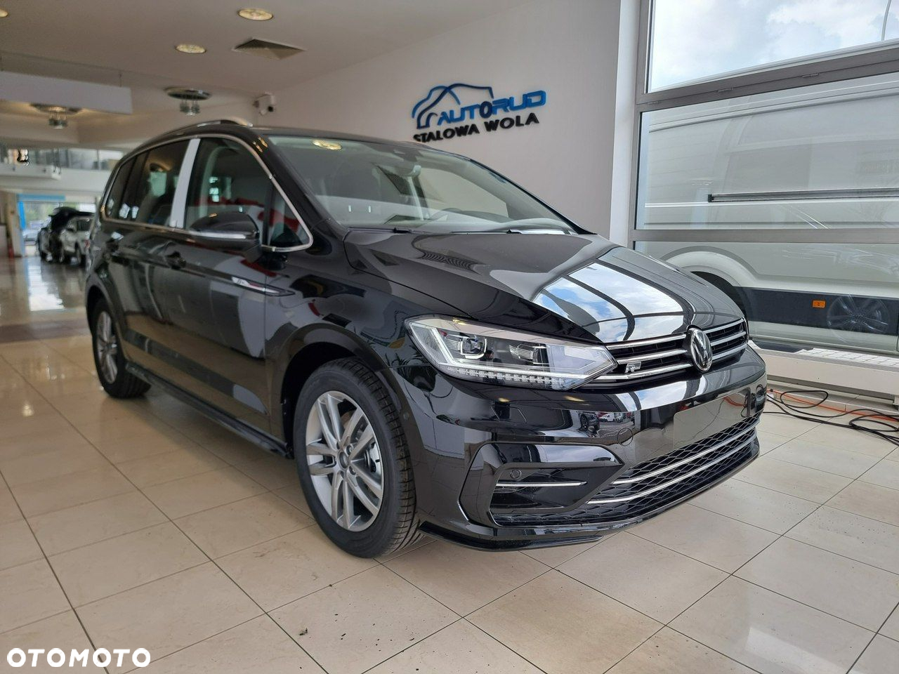 Volkswagen Touran - 2
