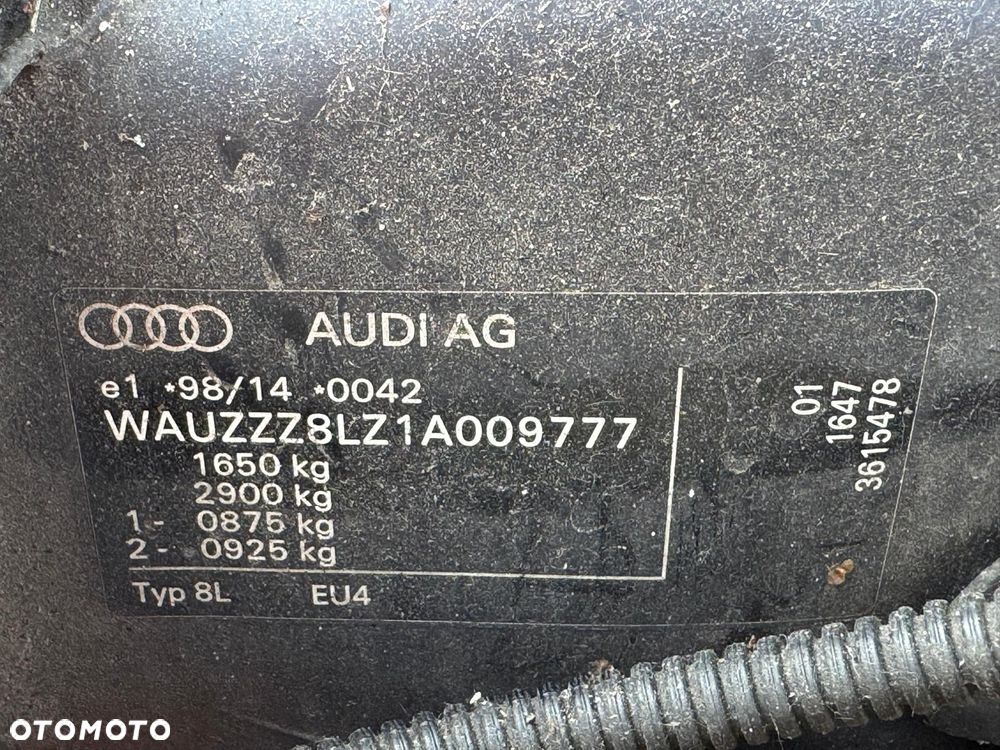 Audi A3 3-drzwiowe 1.6 Ambition - 20