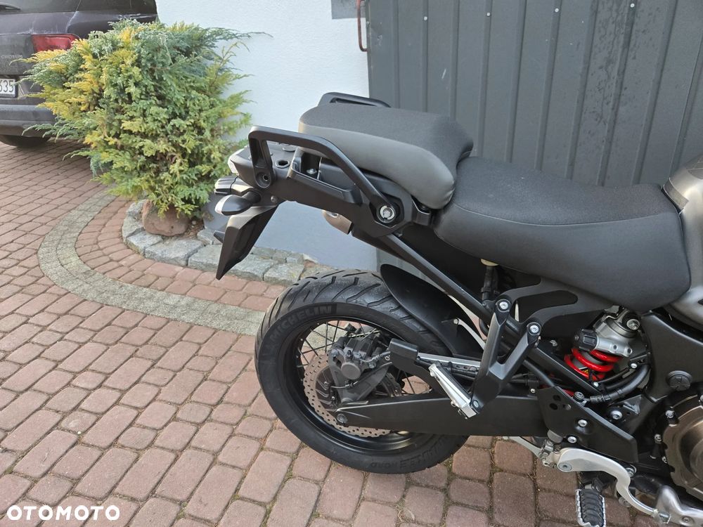 Yamaha Super Tenere - 30