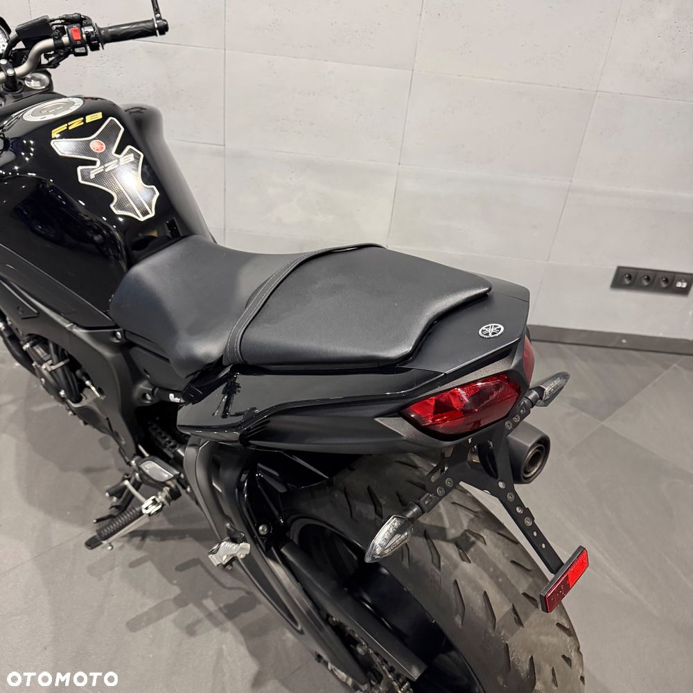 Yamaha FZ8 - 19