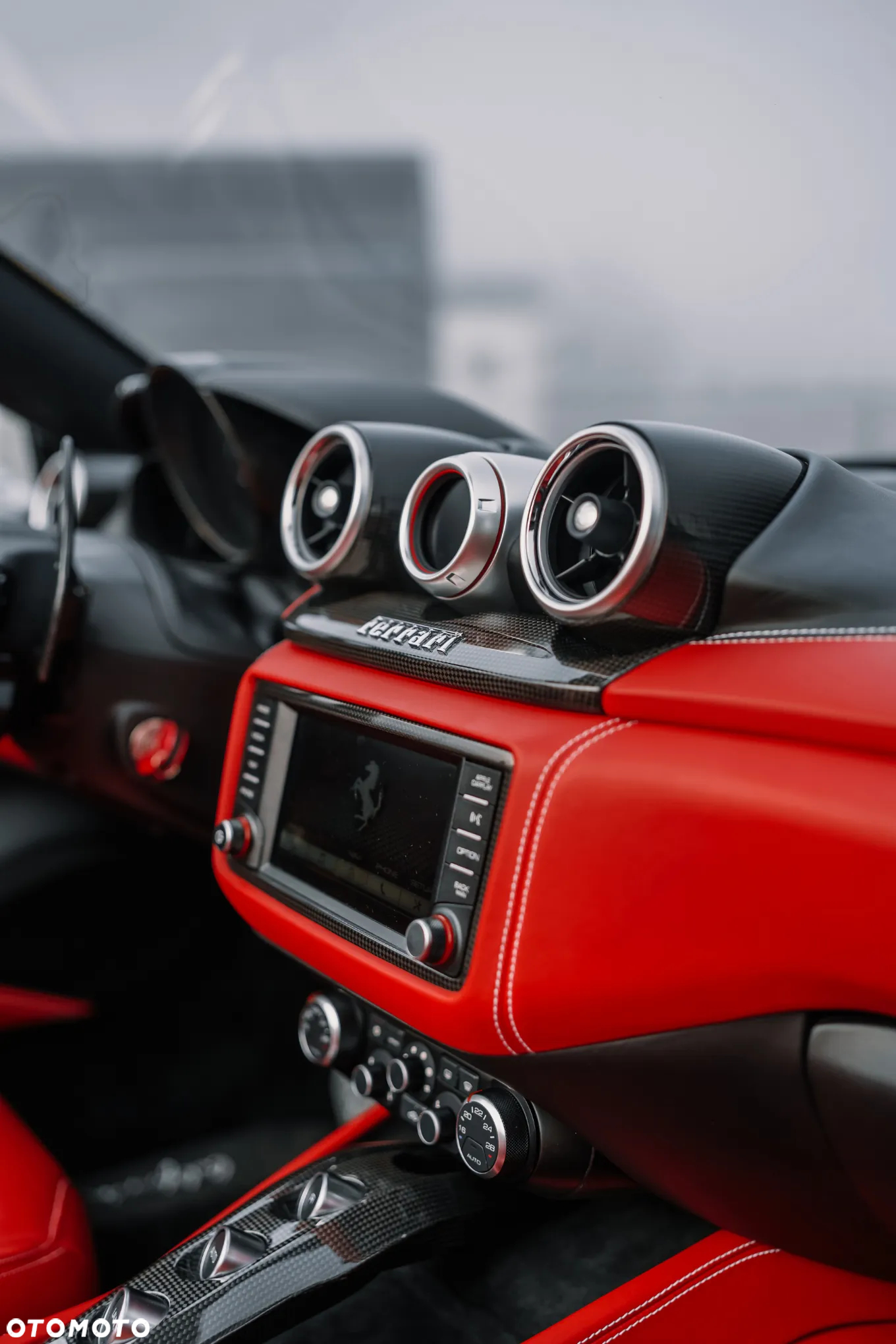 Ferrari California T - 29
