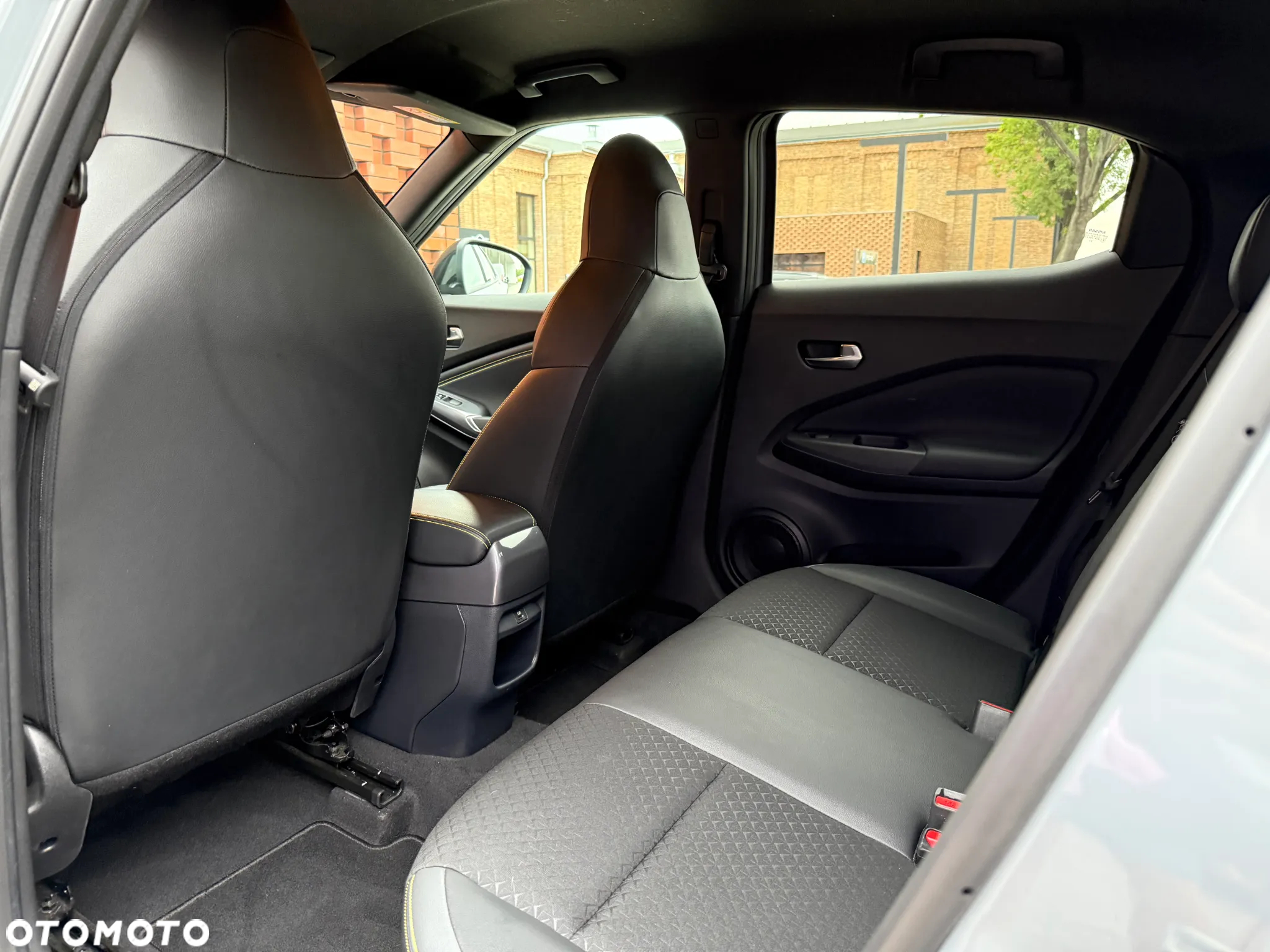 Nissan Juke 1.0 DIG-T Kiiro DCT - 11