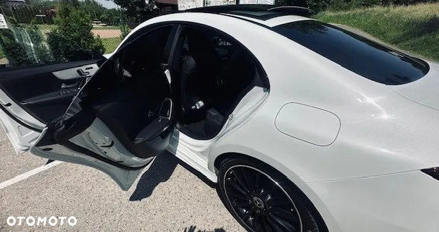 Mercedes-Benz CLA - 10