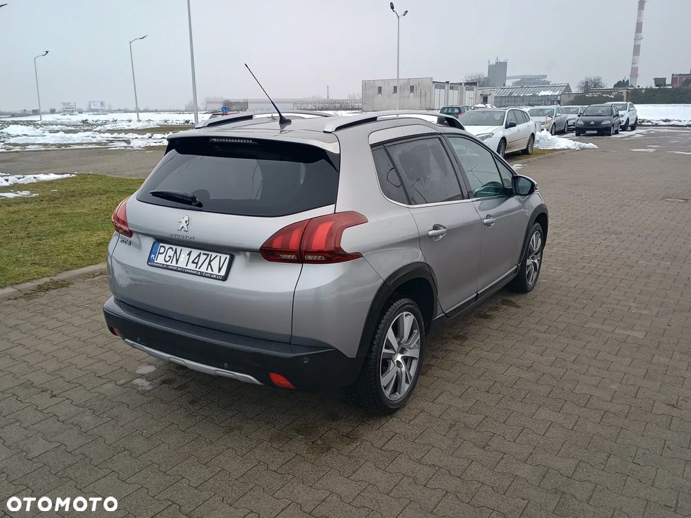 Peugeot 2008 BlueHDi FAP 120 STOP & START Allure - 6