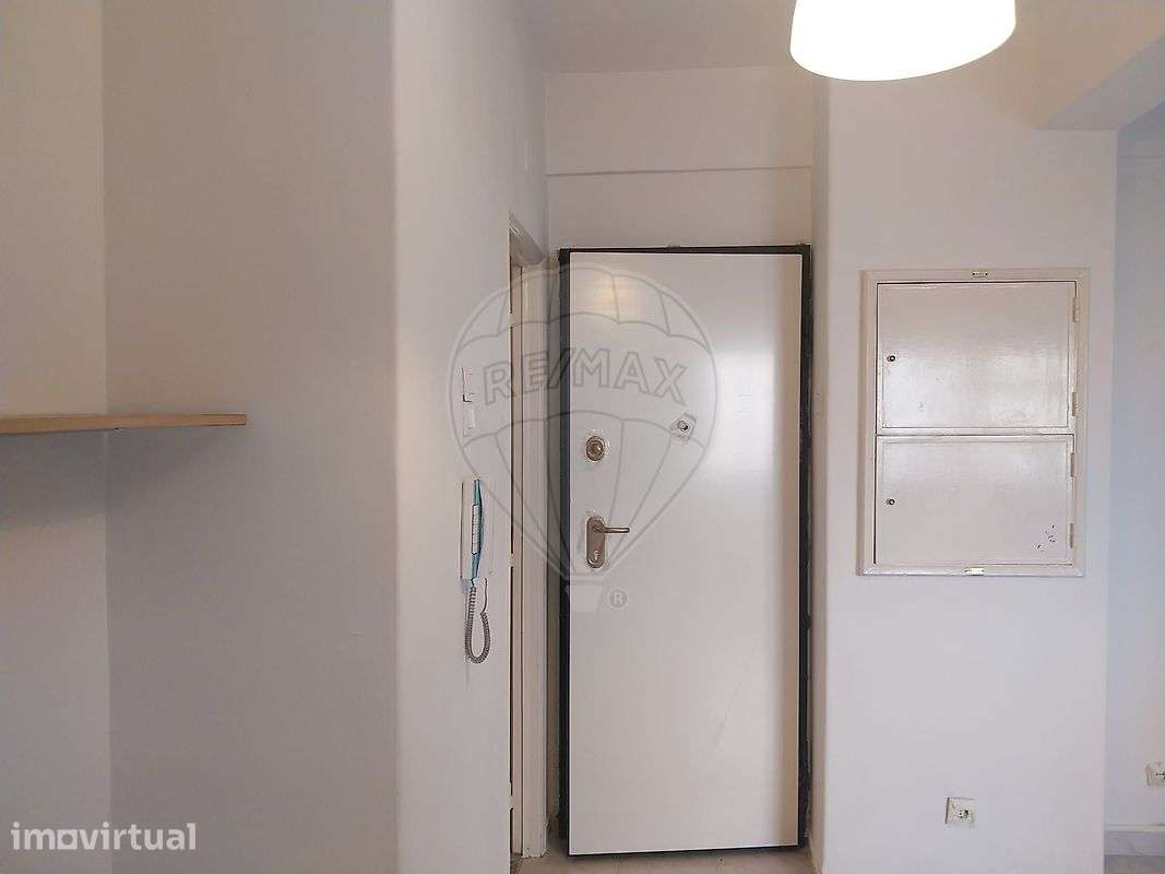 Apartamento T0 para arrendamento - Grande imagem: 3/13