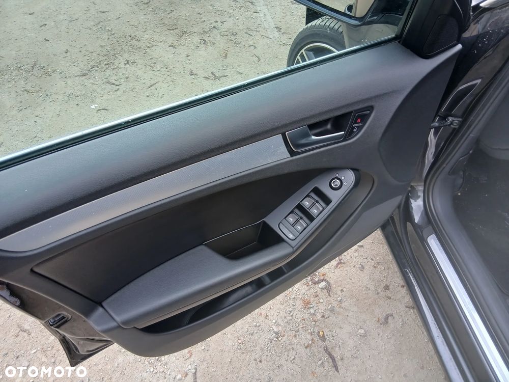 Audi A4 Avant 2.0 TDI - 13