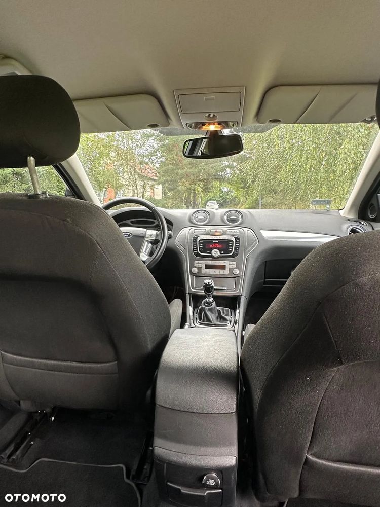 Ford Mondeo 2.0 TDCi Titanium - 19