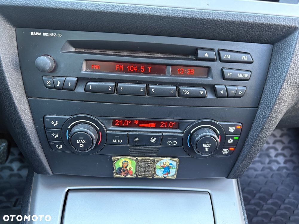 BMW Seria 3 320d DPF Blue Performance Edition Fleet Exclusive - 11