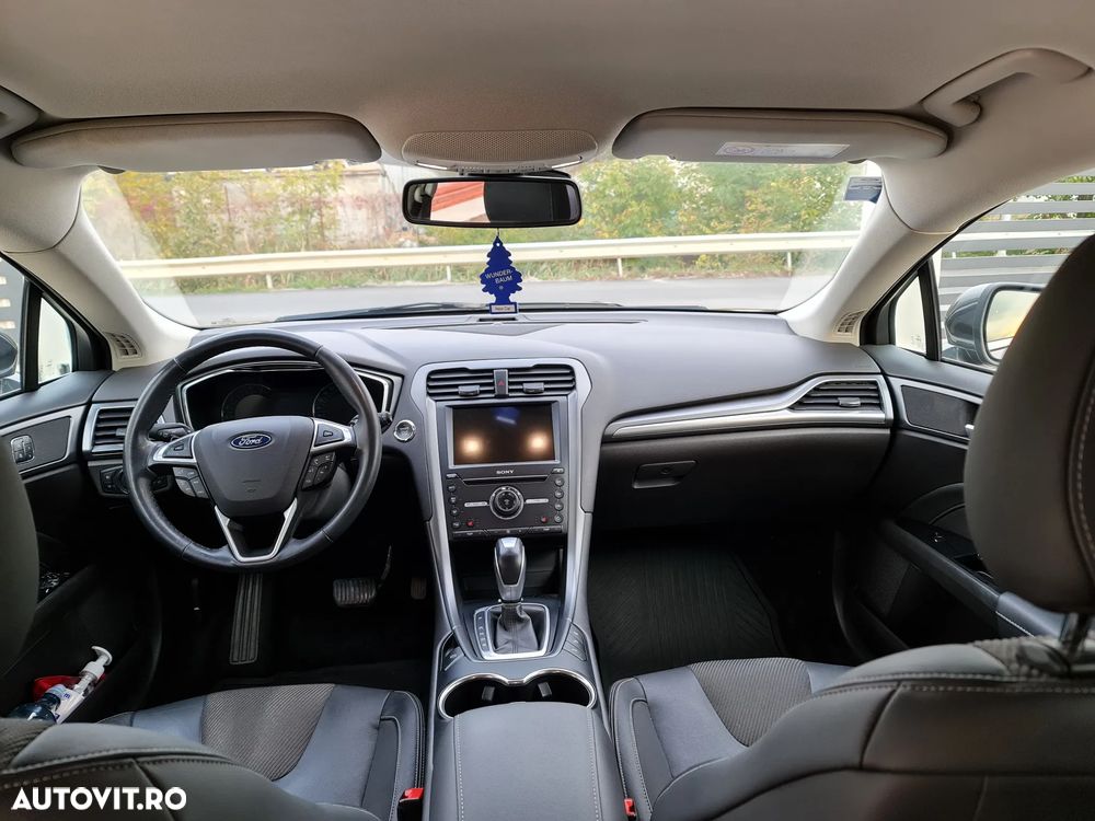 Ford Mondeo 2.0 TDCi Powershift AWD - 10