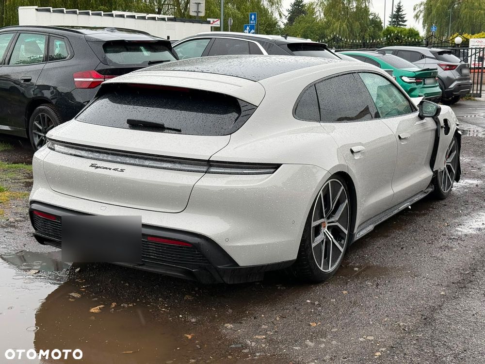 Porsche Taycan 4S Black Edition - 12