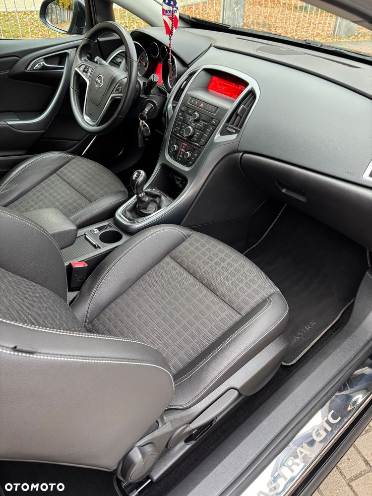 Opel Astra - 13