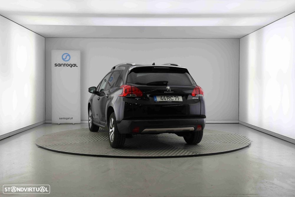 Peugeot 2008 1.6 BlueHDi Style - 4