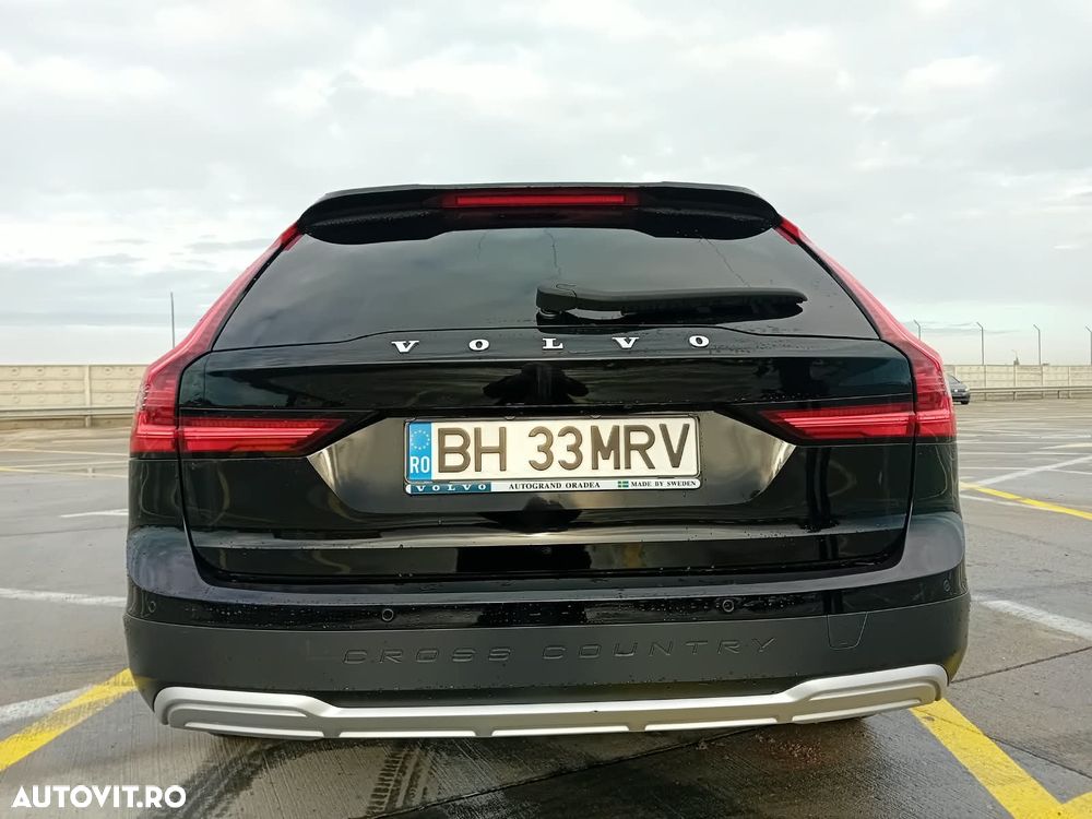 Volvo V90 - 3