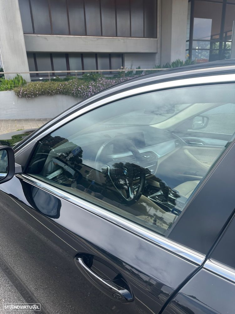 BMW 530 e iPerformance Line Luxury - 14