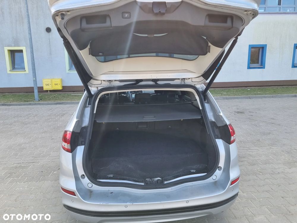 Ford Mondeo SW 2.0 Ti-VCT Business Edition - 23