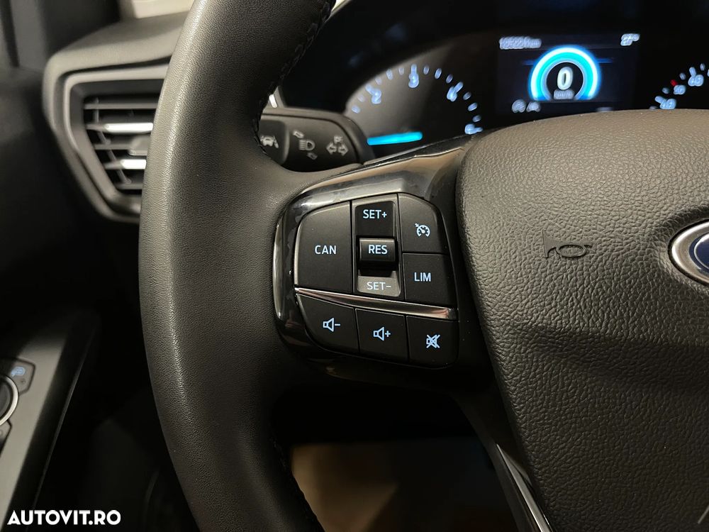 Ford Focus 1.5 EcoBlue Titanium - 24