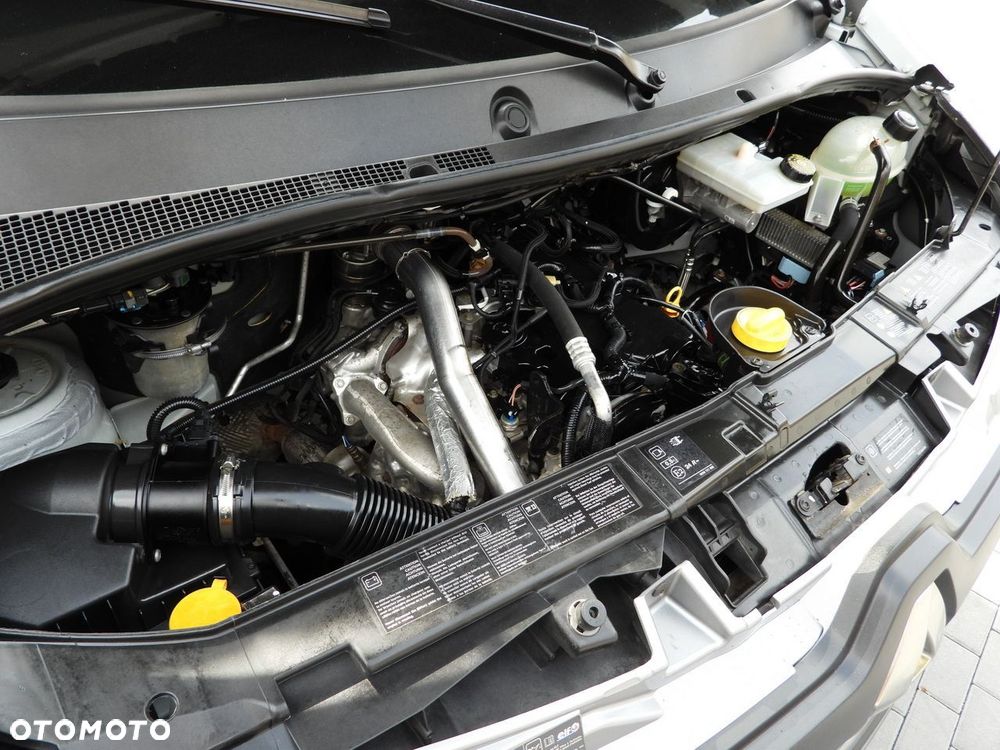 Renault MASTER FURGON TEMPOMAT PNEUMATYKA BLIŹNIACZE KOŁA KLIMATYZACJA  165KM - 25