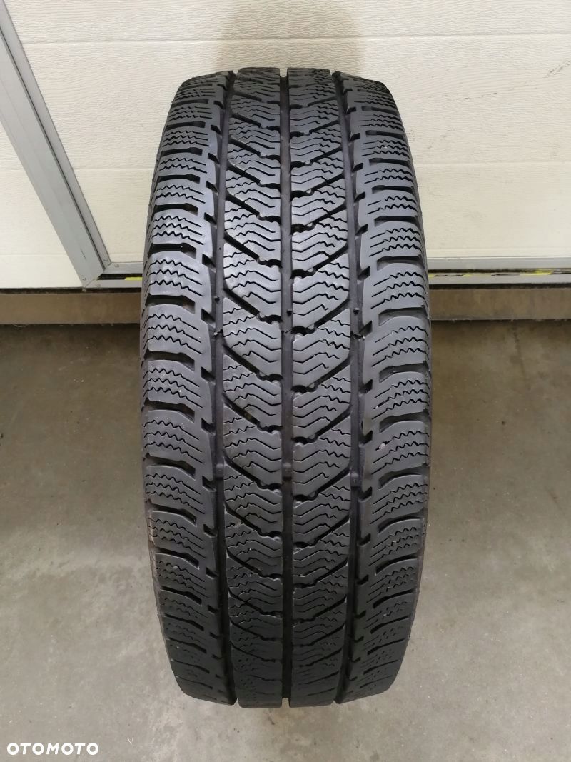 Opona zimowa 215/65 R 16C Semperit Van-Grip 3 - 1