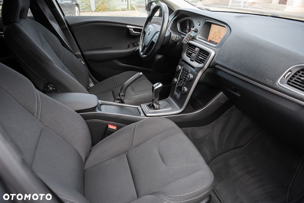 Volvo V40 D2 Drive-E Summum - 31